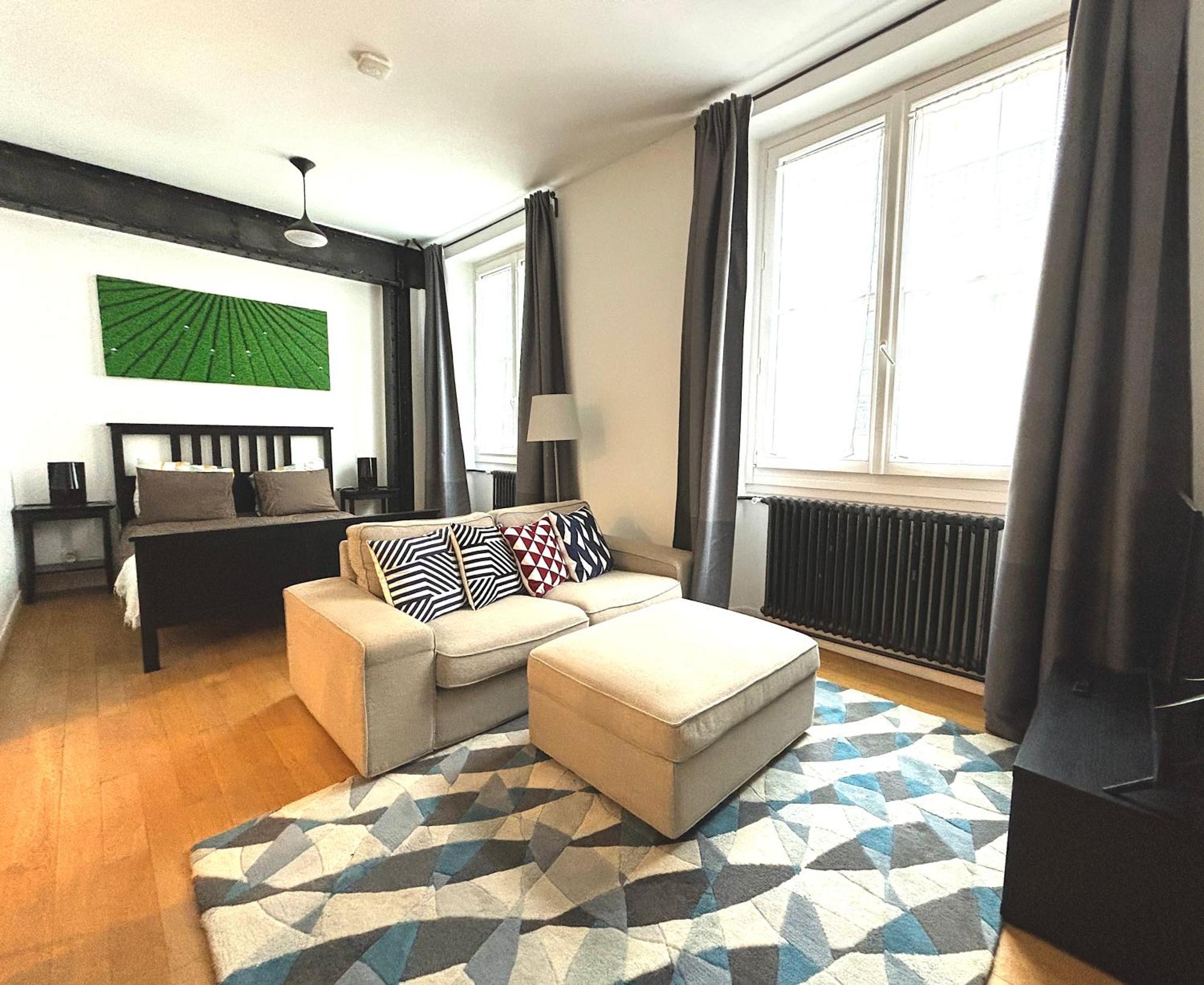 Apartment Marais Modern & Spacious Paris