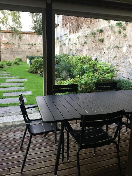 Apartment 4 Personnes Avec Jardin-paris Centre Paris