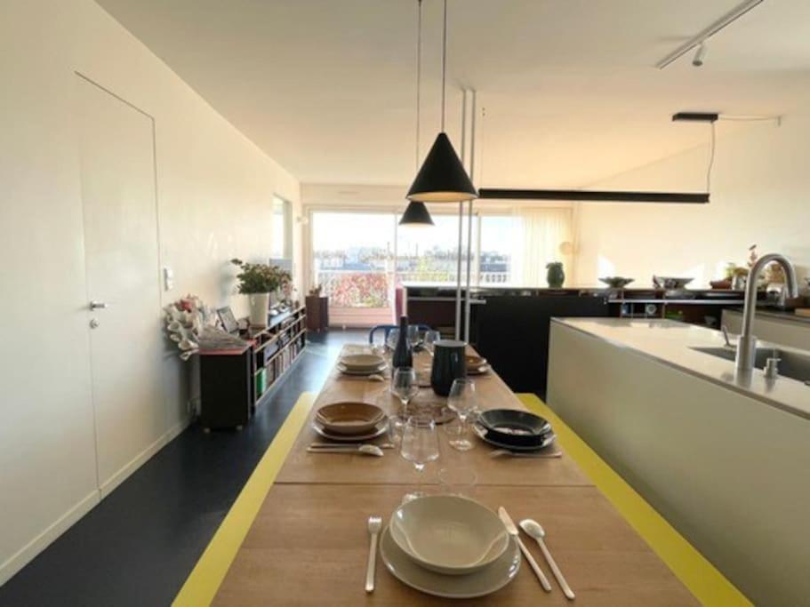 With Stunning View Of And Eiffel Tower Apartment Paris