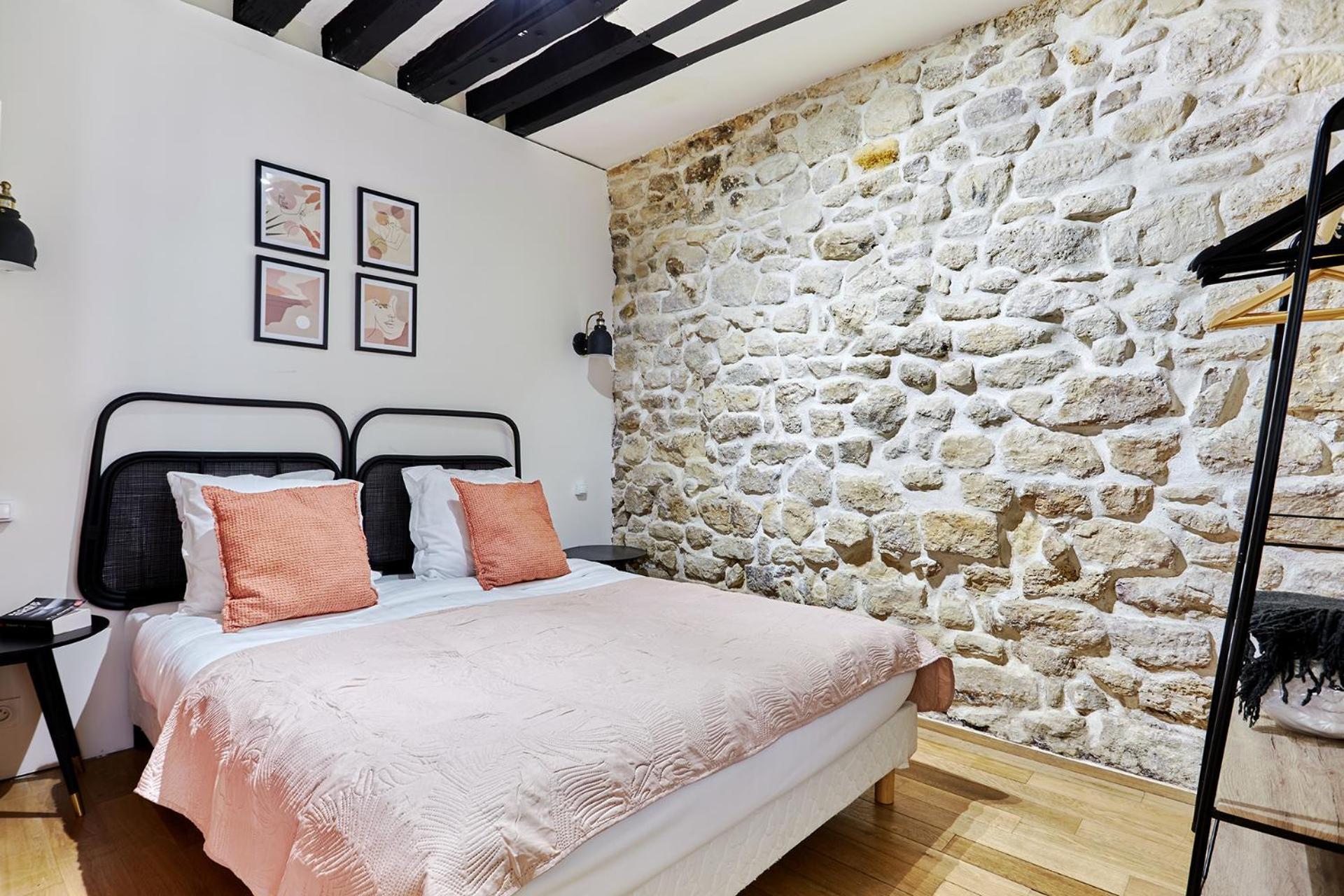 Pantheon Notre Dame By Prestige Apartment