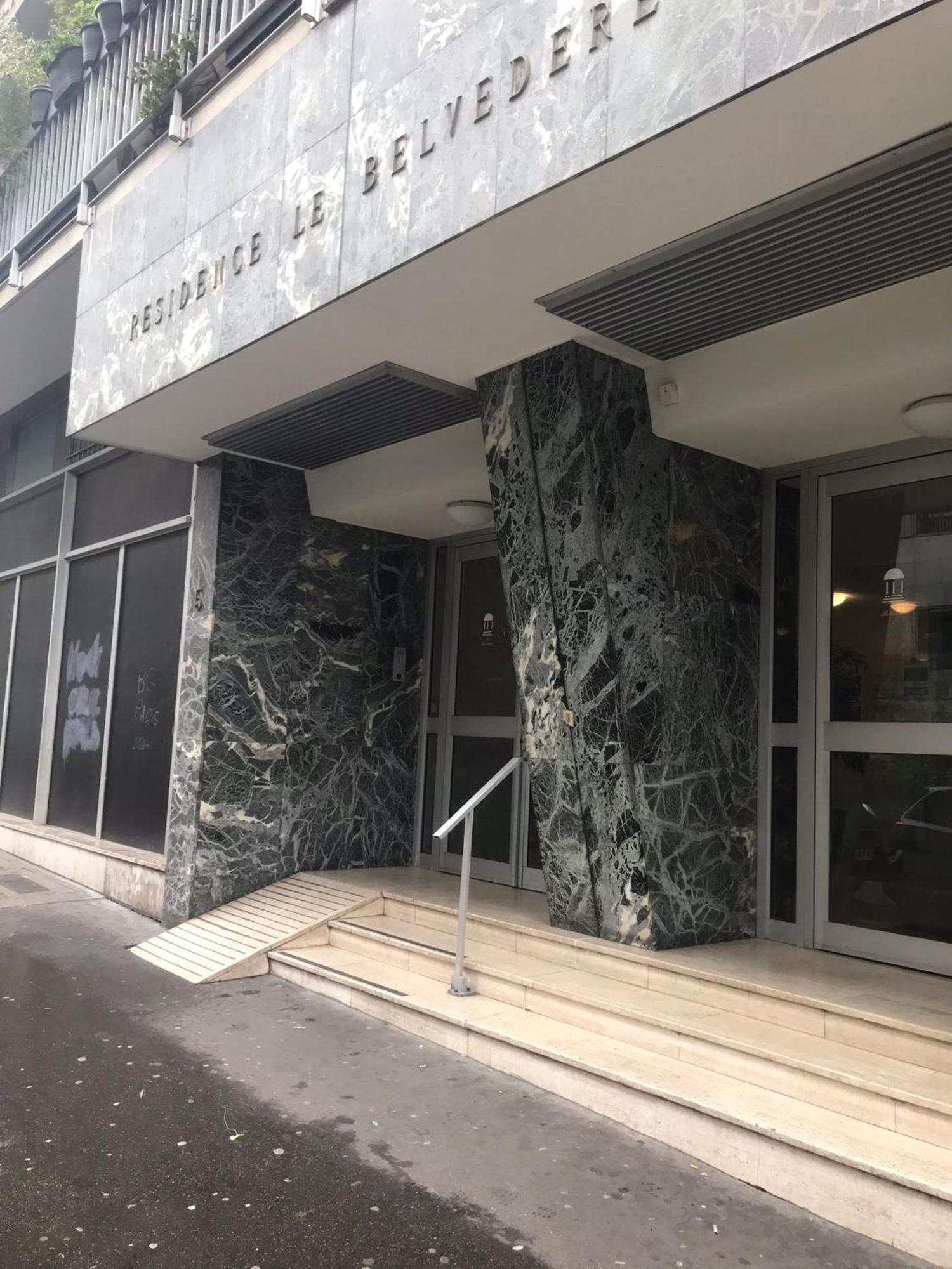 Appartement Studio 31m2 Plein Est Avec Balcon Laumiere *