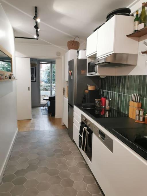 Appartement Superbe Calme A Republique
