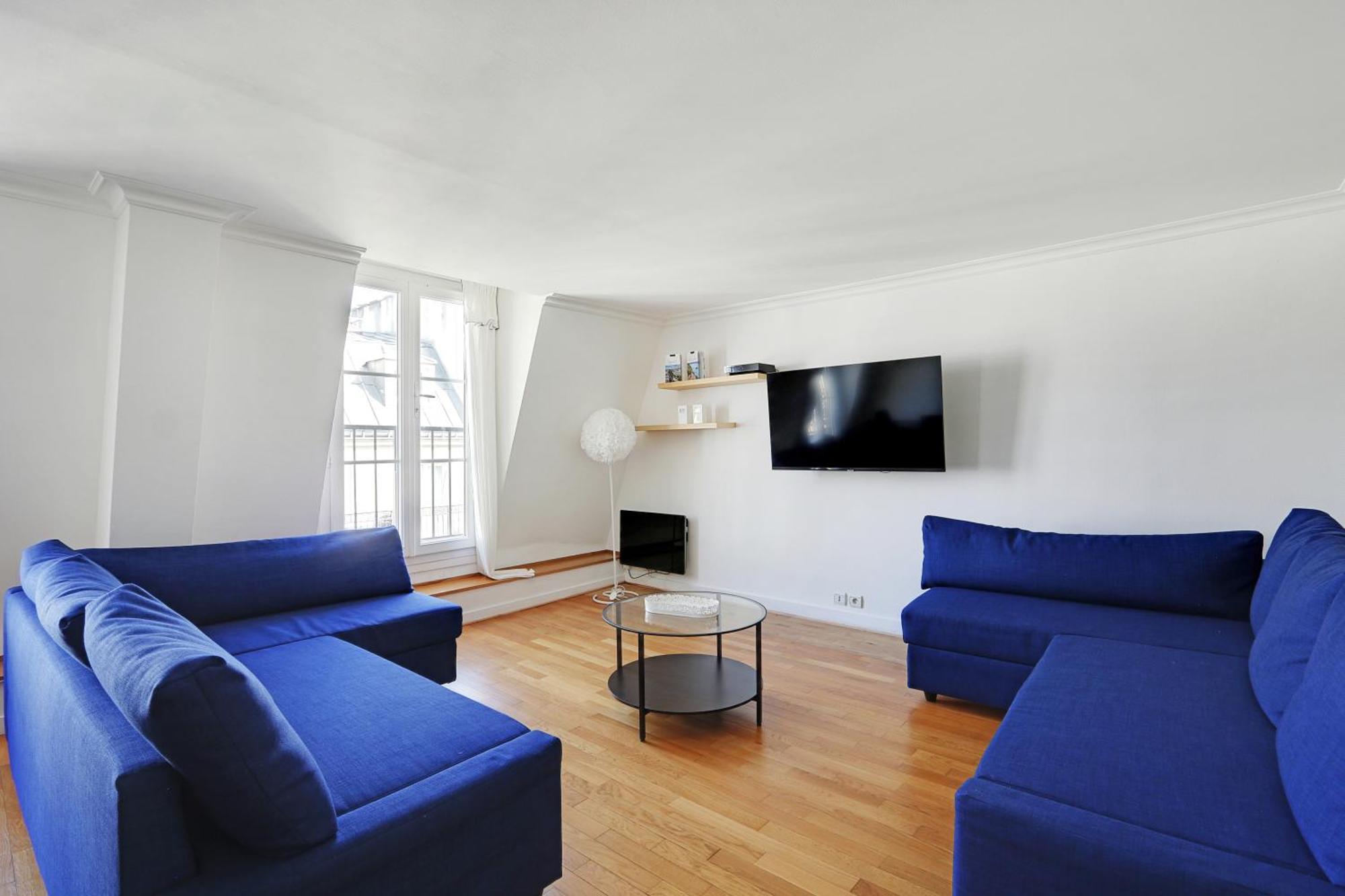 Apartment Pick A Flat's In Champs-elysees - Rue Ponthieu