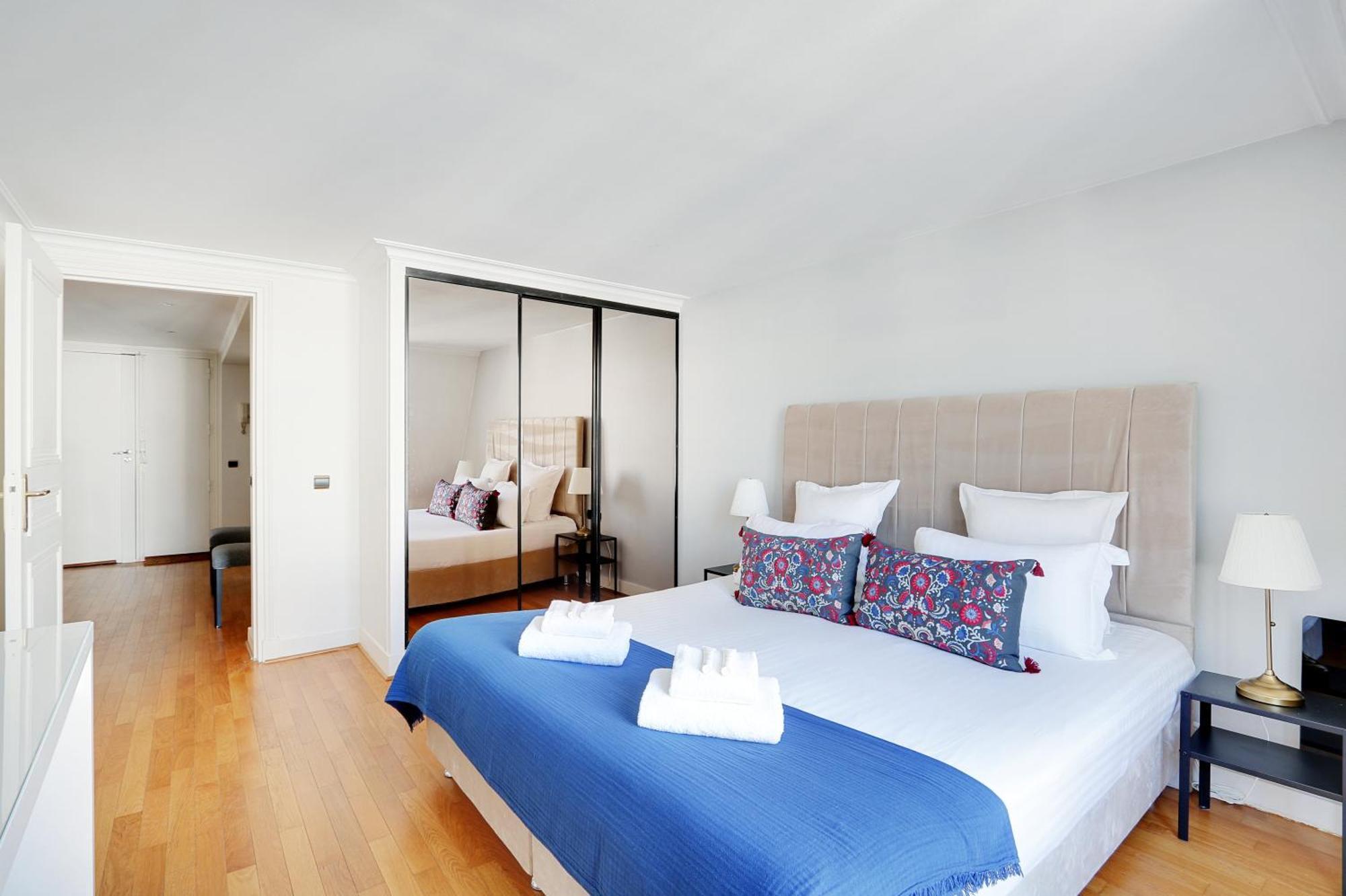 Pick A Flat's In Champs-elysees - Rue Ponthieu Apartment *