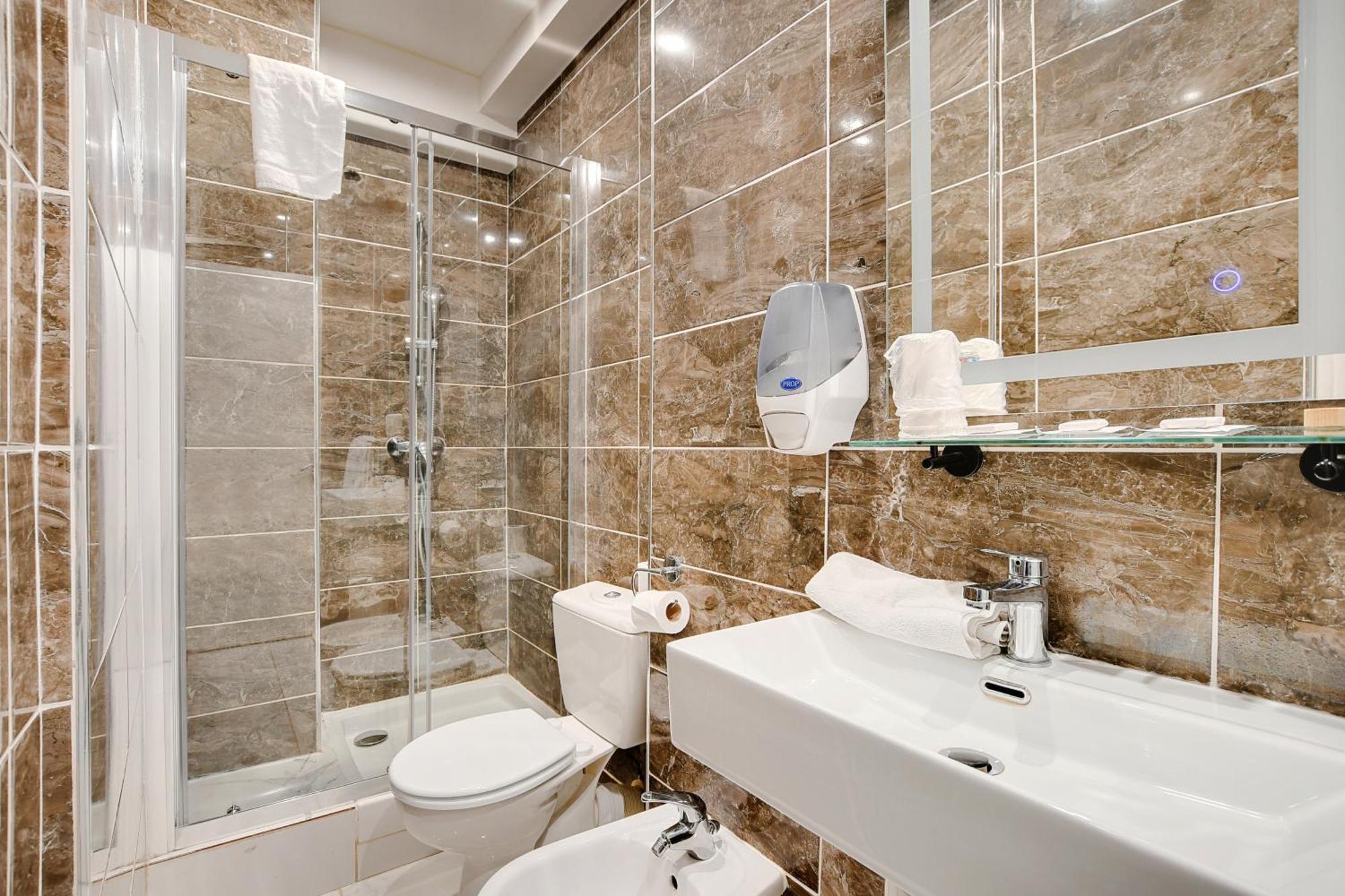 Altona Hotel Paris