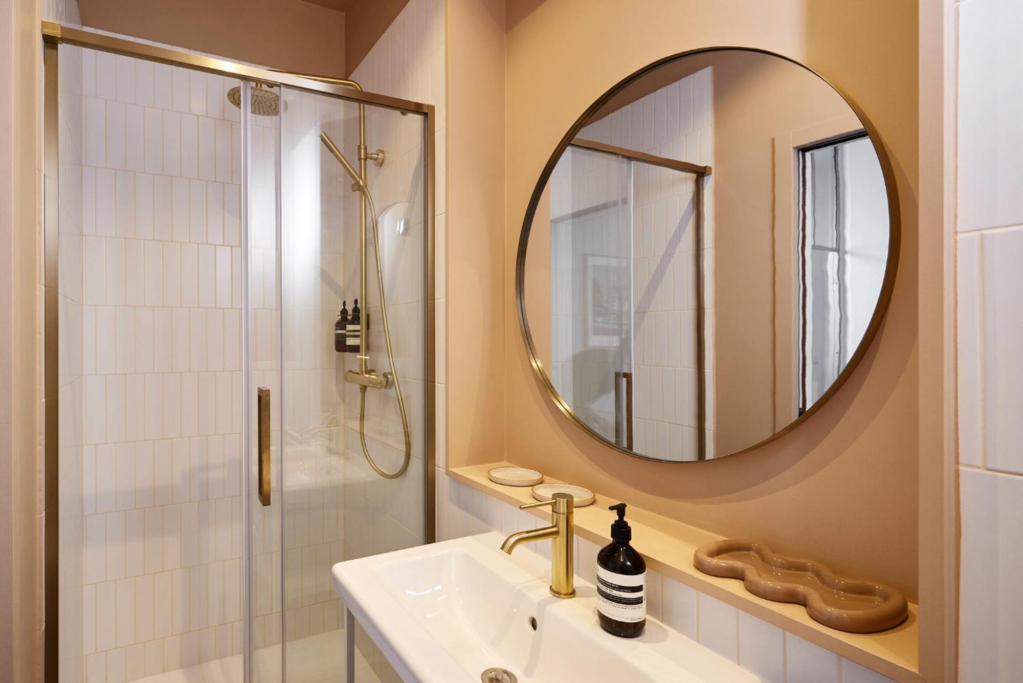 Apartment Art Deco Loft - 2br And 2ba Near Canal Saint Martin *