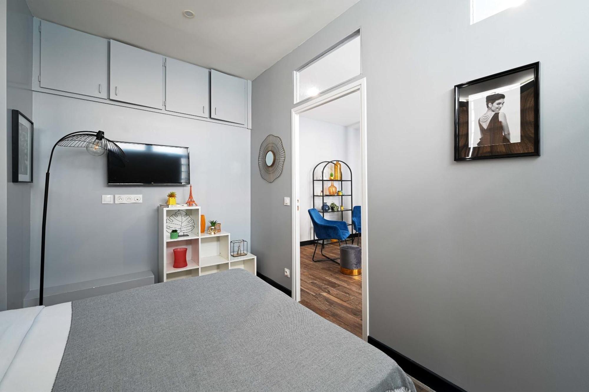 Apartment Two Floor With Theatre *