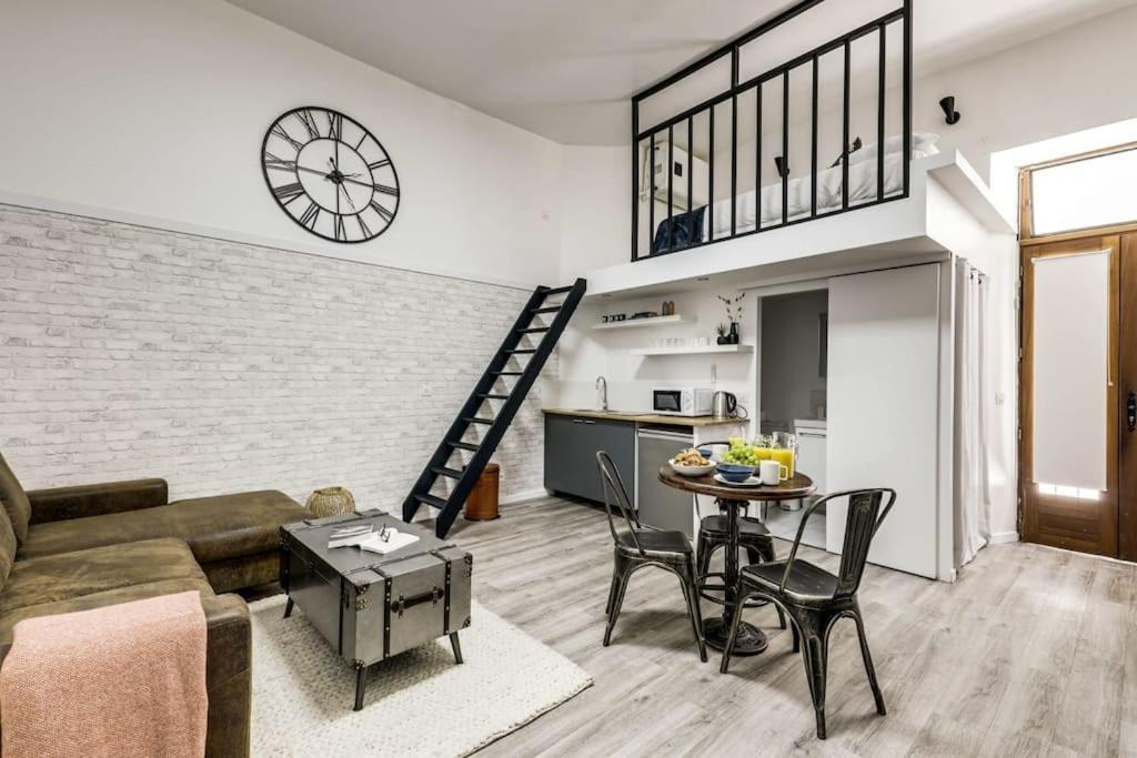 Amazing Loft 4p- Republique *