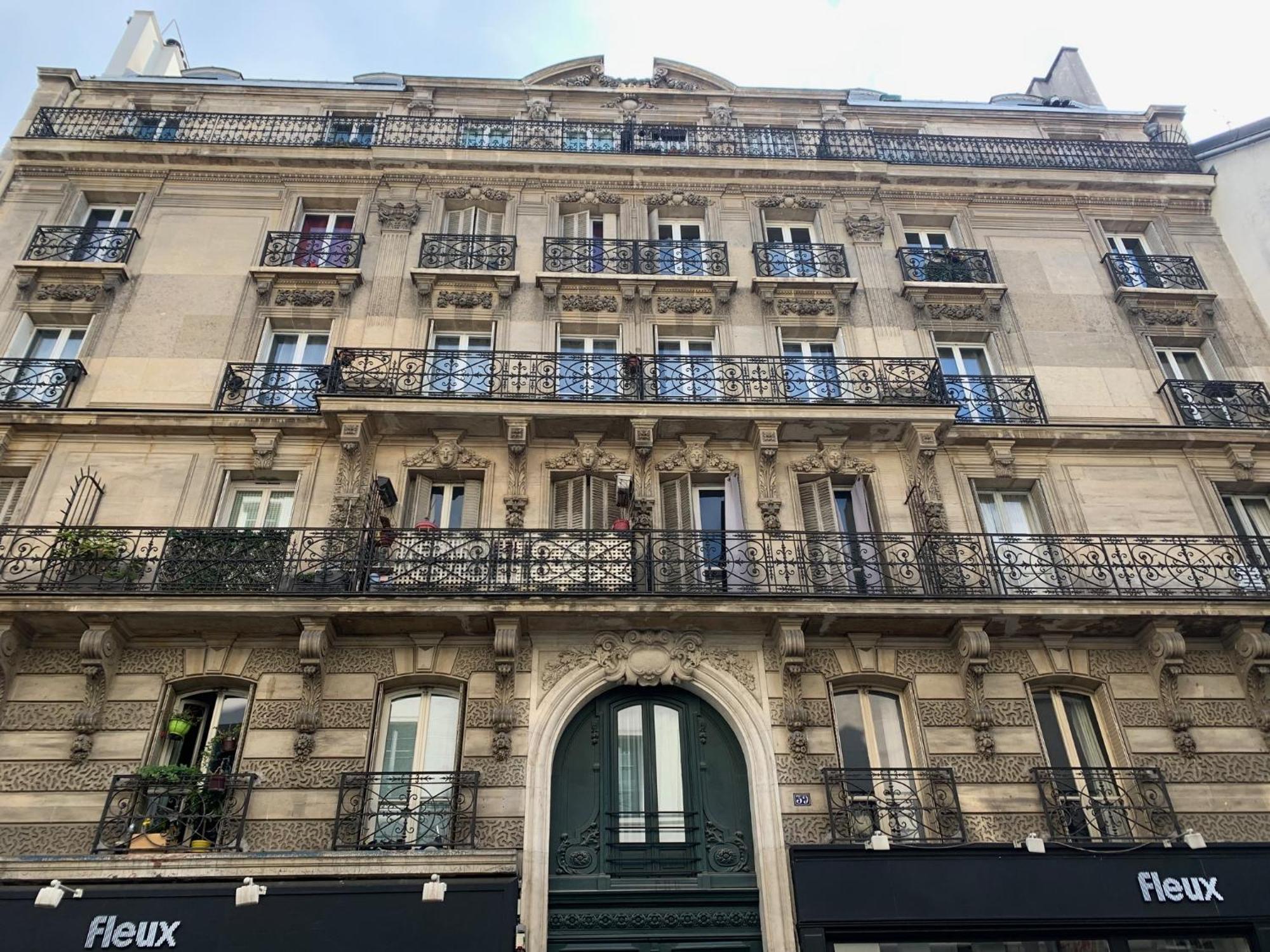 Heart Of Marais Calm And Charming New Apartment