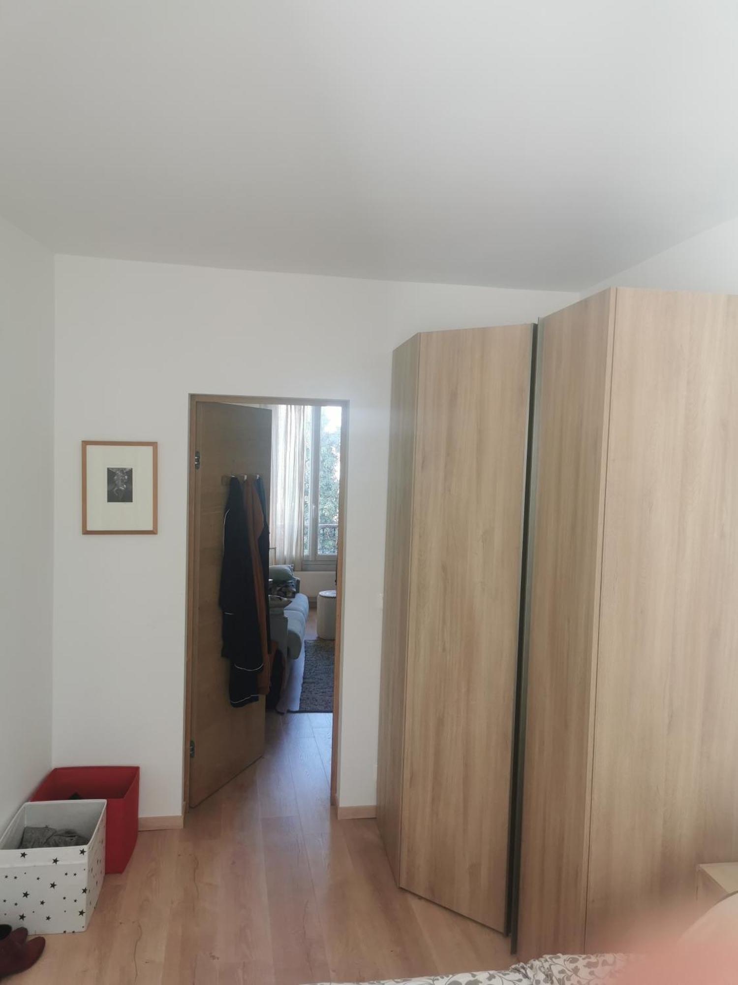 37 M2 18 Arena Adidas Apartment