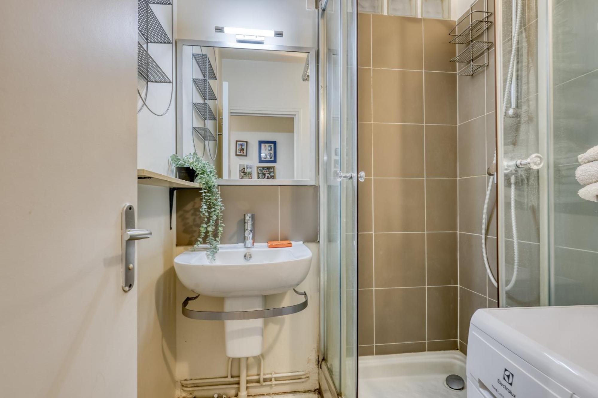 Classic & Charming Parisian Flat - Luxury 16th * Paris