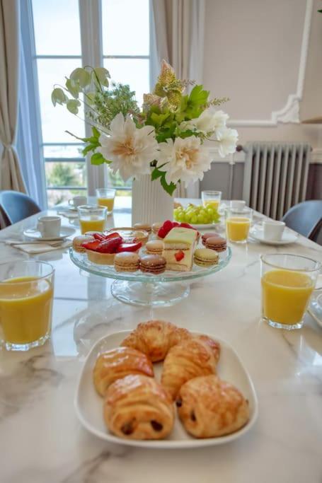 Apartment Parisian Gem: Heart Of The Latin Quarter- 2br Lift