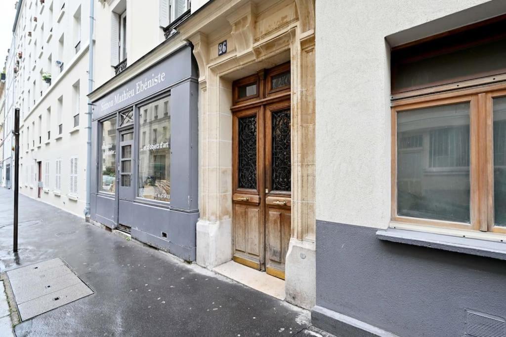 Modern For 3 Paris