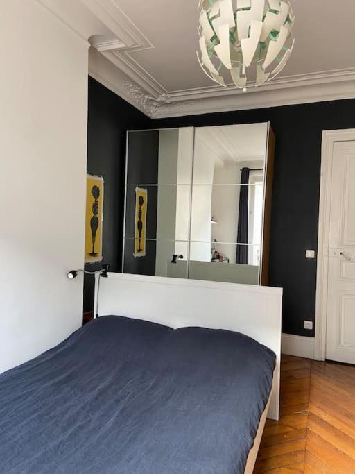 5 Bdr, 10 Ppl Georgous Typical Parisian Flat Paris