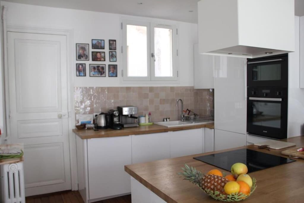 Apartment 5 Bdr, 10 Ppl Georgous Typical Parisian Flat Paris
