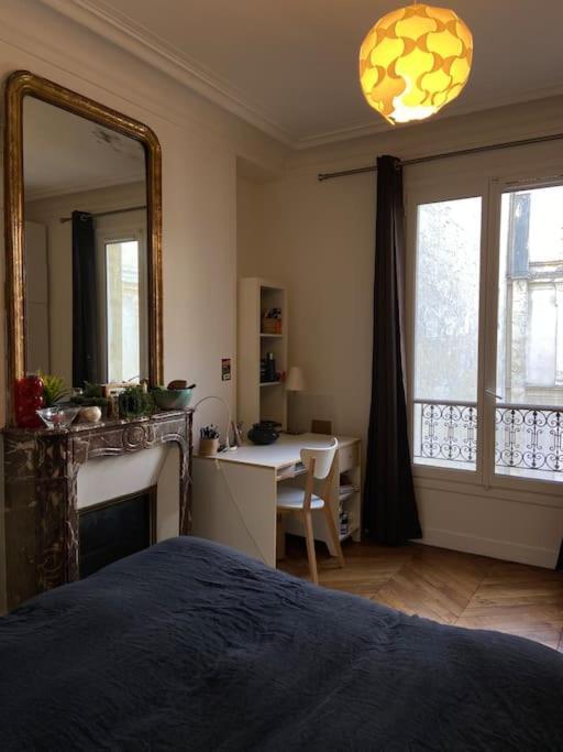 5 Bdr, 10 Ppl Georgous Typical Parisian Flat *