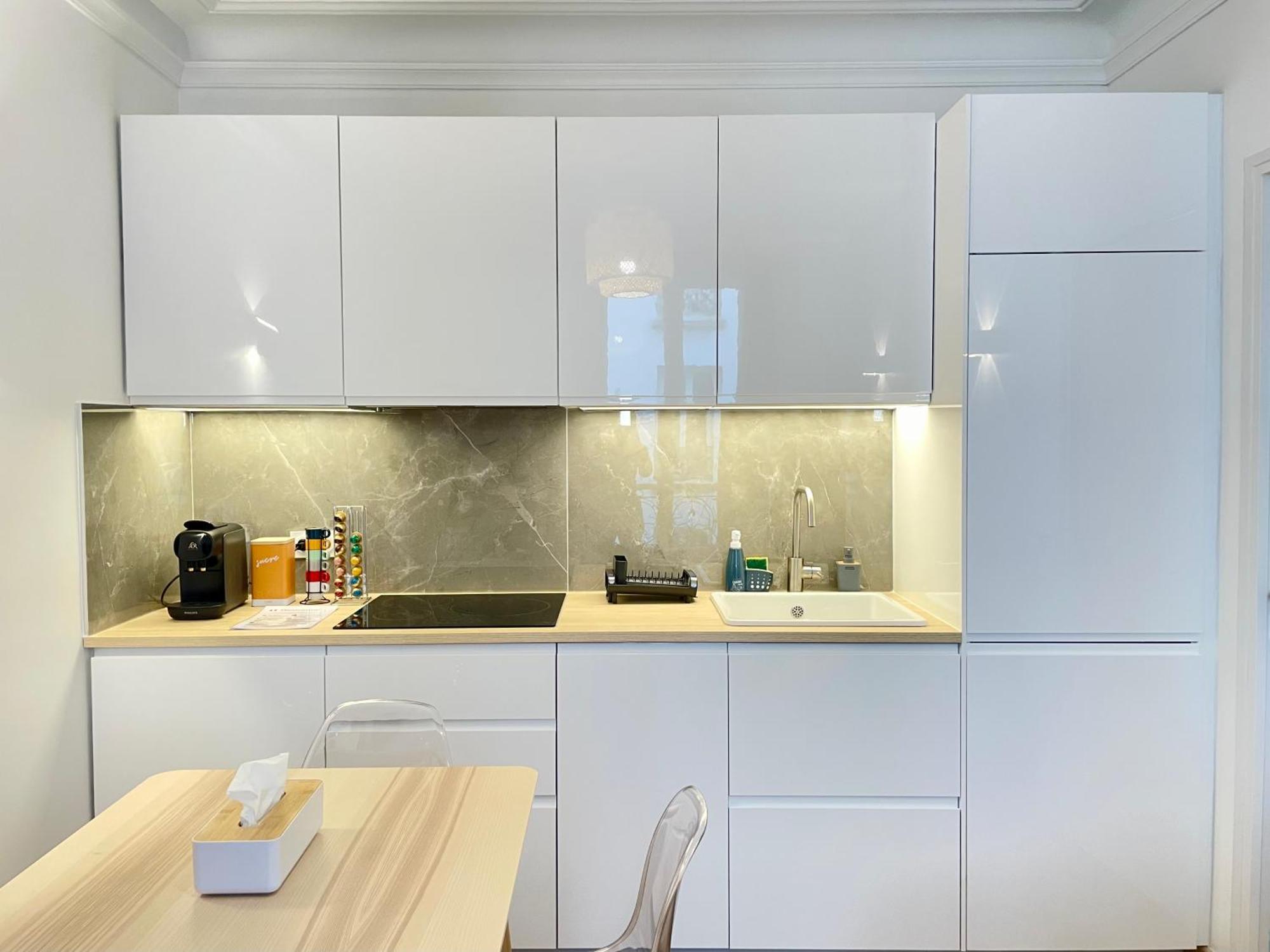Appartement Paris-alesia Super 2 Pieces De 39m2 - Tres Cosy Pour 1 - 5 Personnes Totalement Refait A Neuf -entire Luxurious And Warm -paris Alesia 14eme - Proche Aeroport Paris-orly - Parc Des Expositions Porte De Versailles Free Wifi Gratu Paris