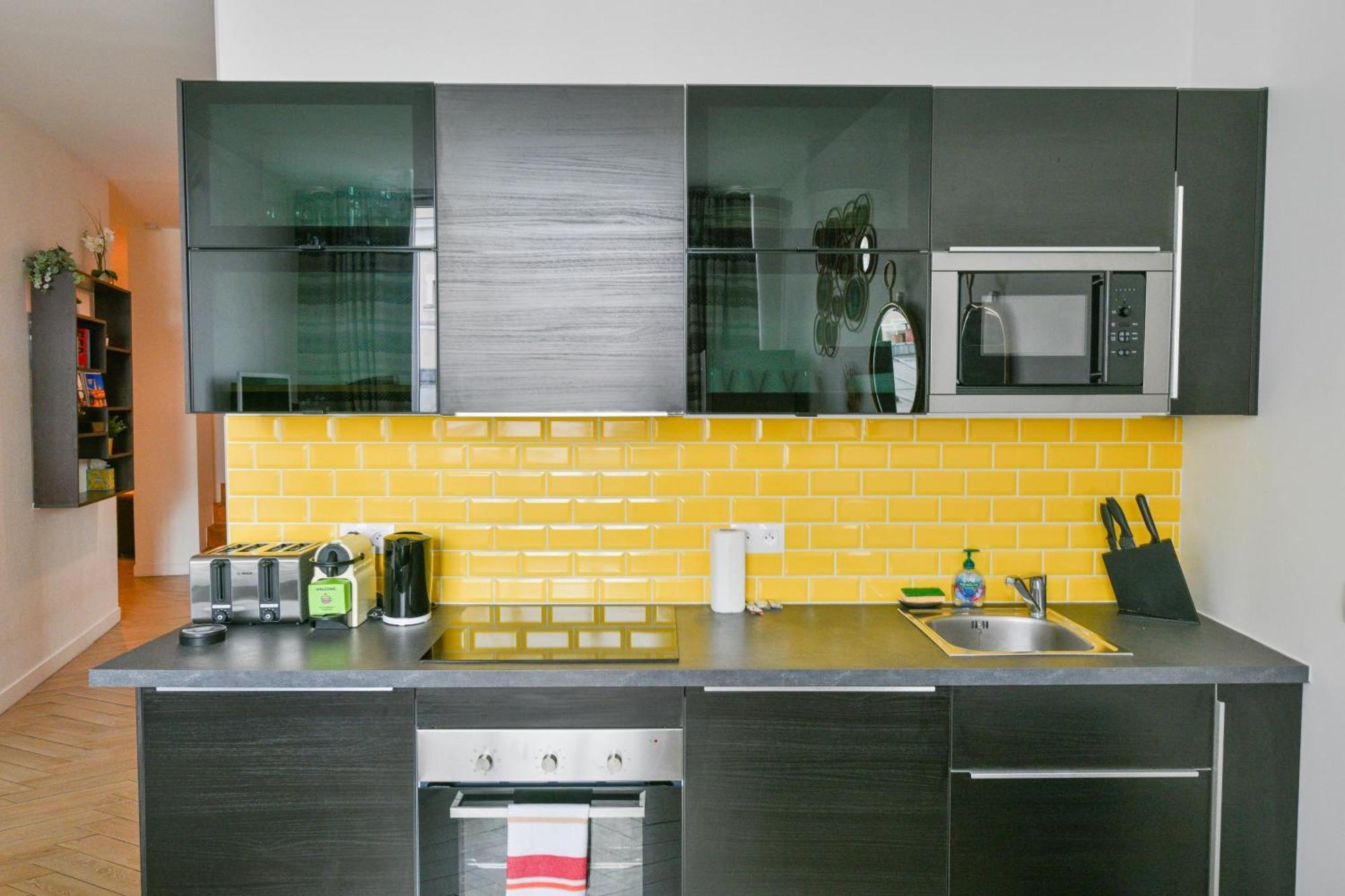 Sacre-coeur Modern 4bd With Sauna For 10 Guests! * Paris