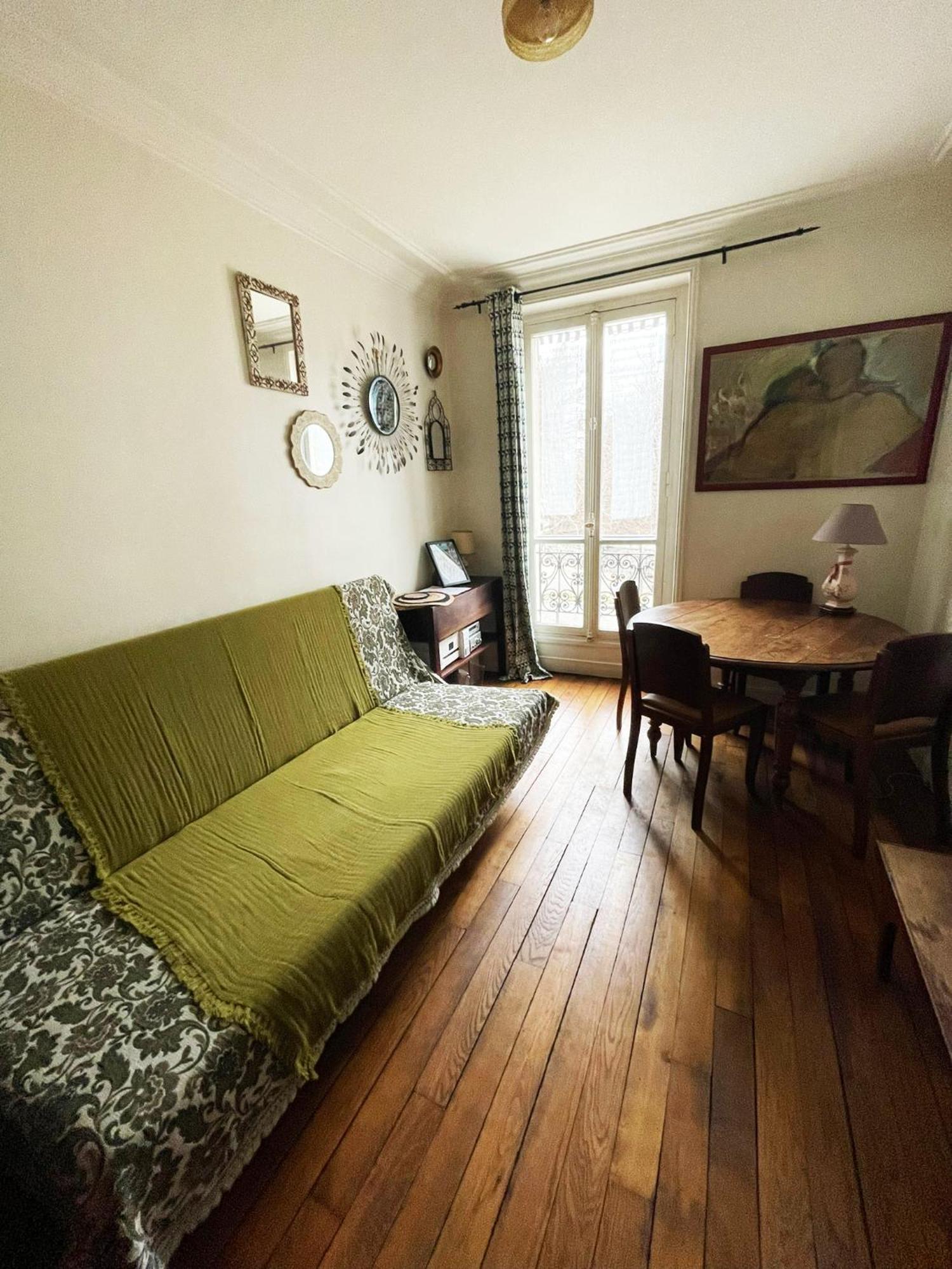 Appartement Flat In Montmartre/abbesses Paris