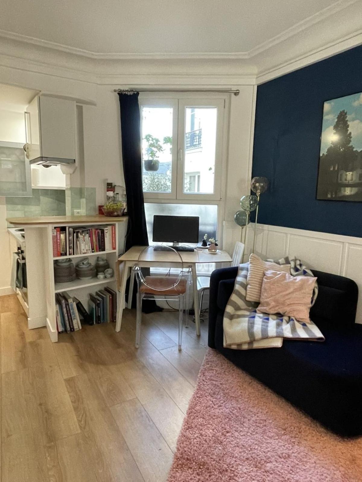 Cozy Nest Near Belleville Apartment