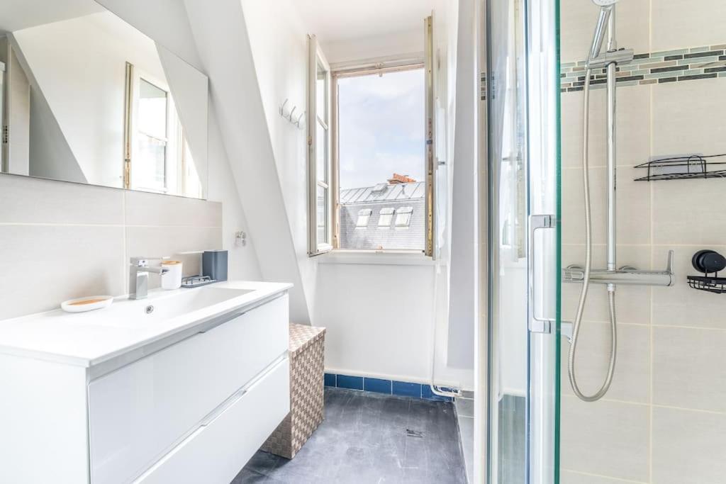Proche Tour Eiffel Apartment *