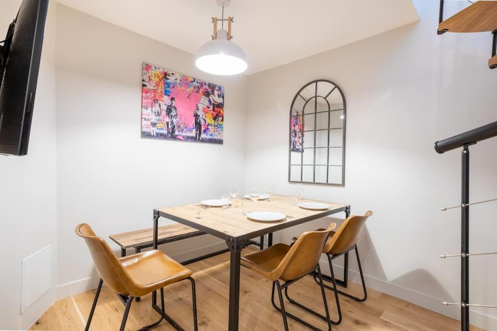 Enchanting Parisian Apartamento