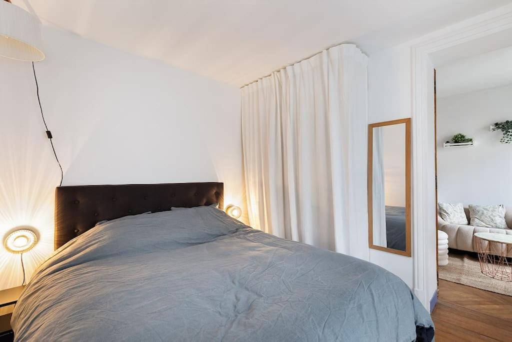 Apartment Haussmannian Elegance Close To Montmartre *