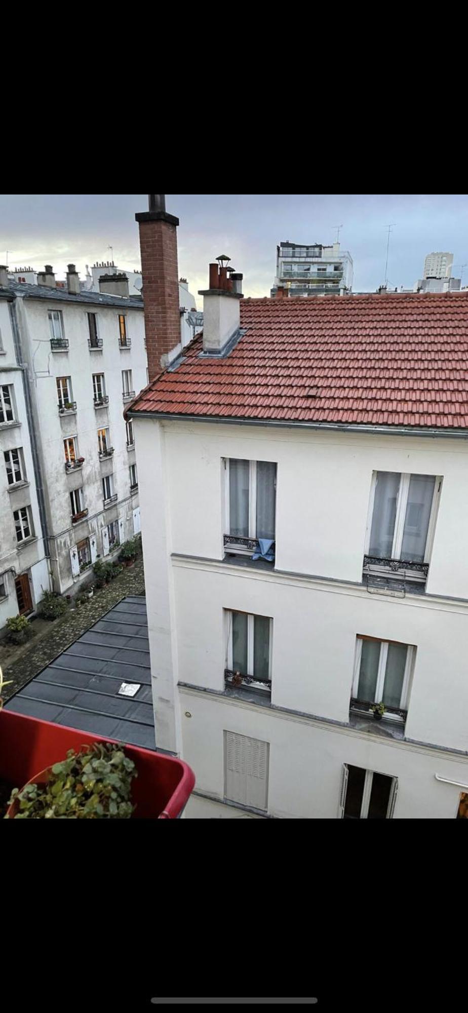 Chambre Et Salon Proche Centre Et Monuments Apartment Paris