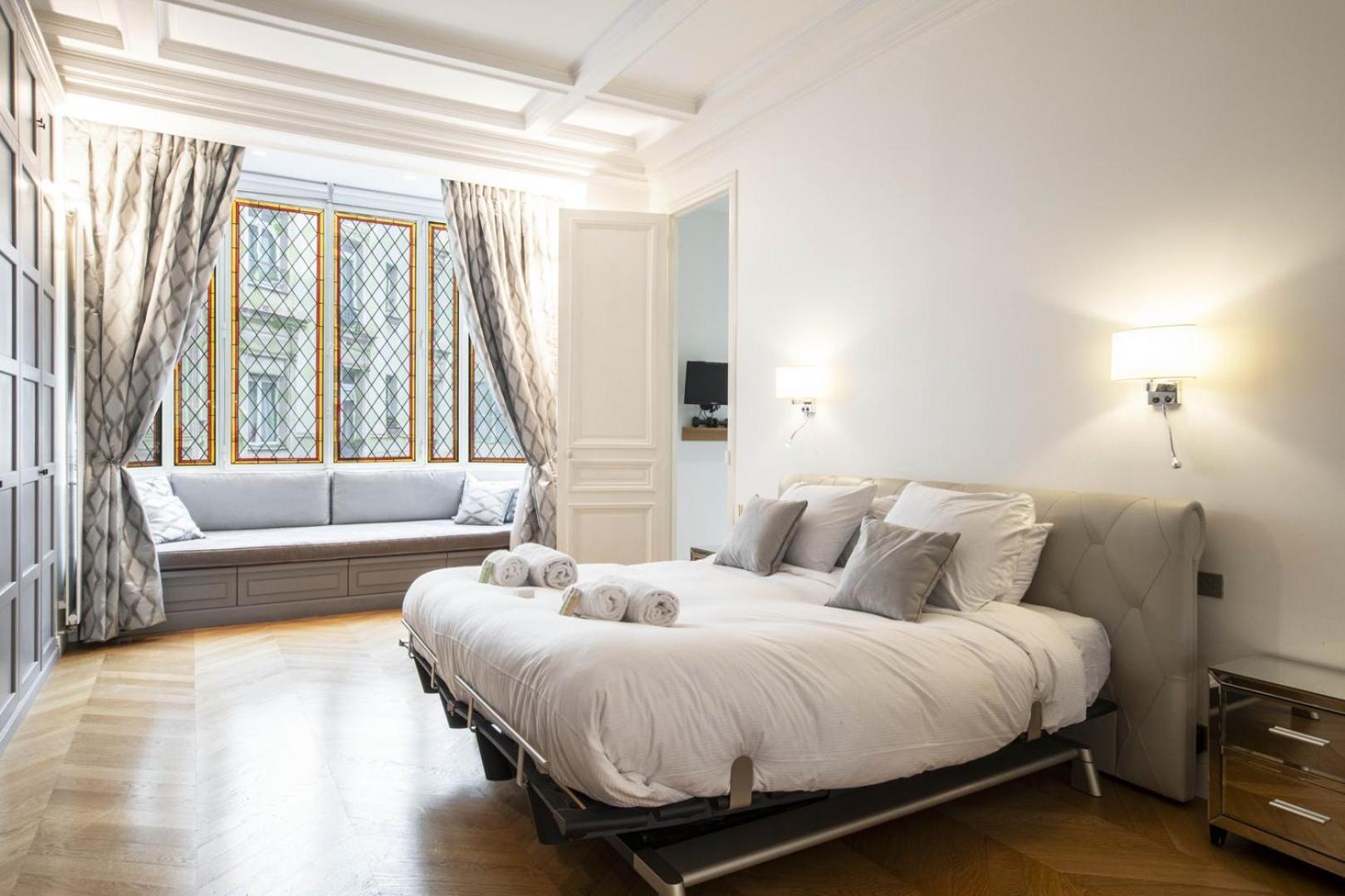 Deluxe St Germain Apartment *