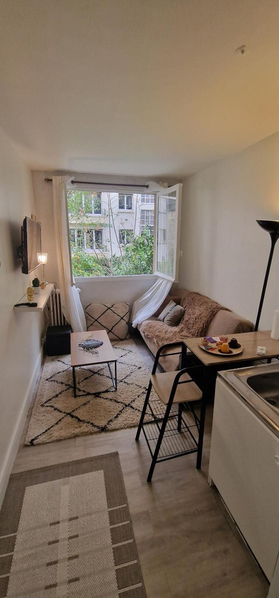 Apartment Jasmin 16eme Paris