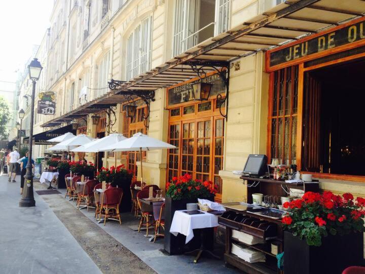 Apartment Romantic Near Le Marais Paris