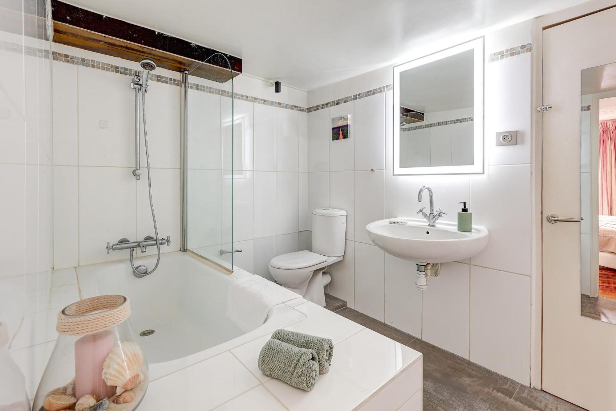 Apartment Pompidou & Louvre - 1br - Cityapartmentstay *