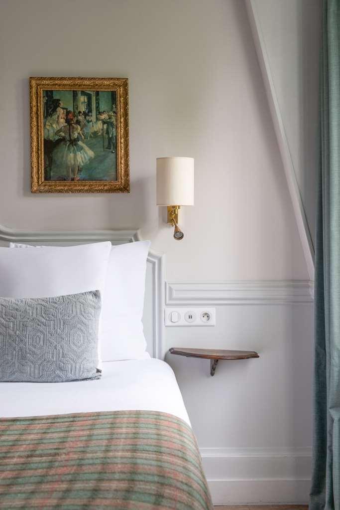 De La Porte Dorée Hotel 3*
