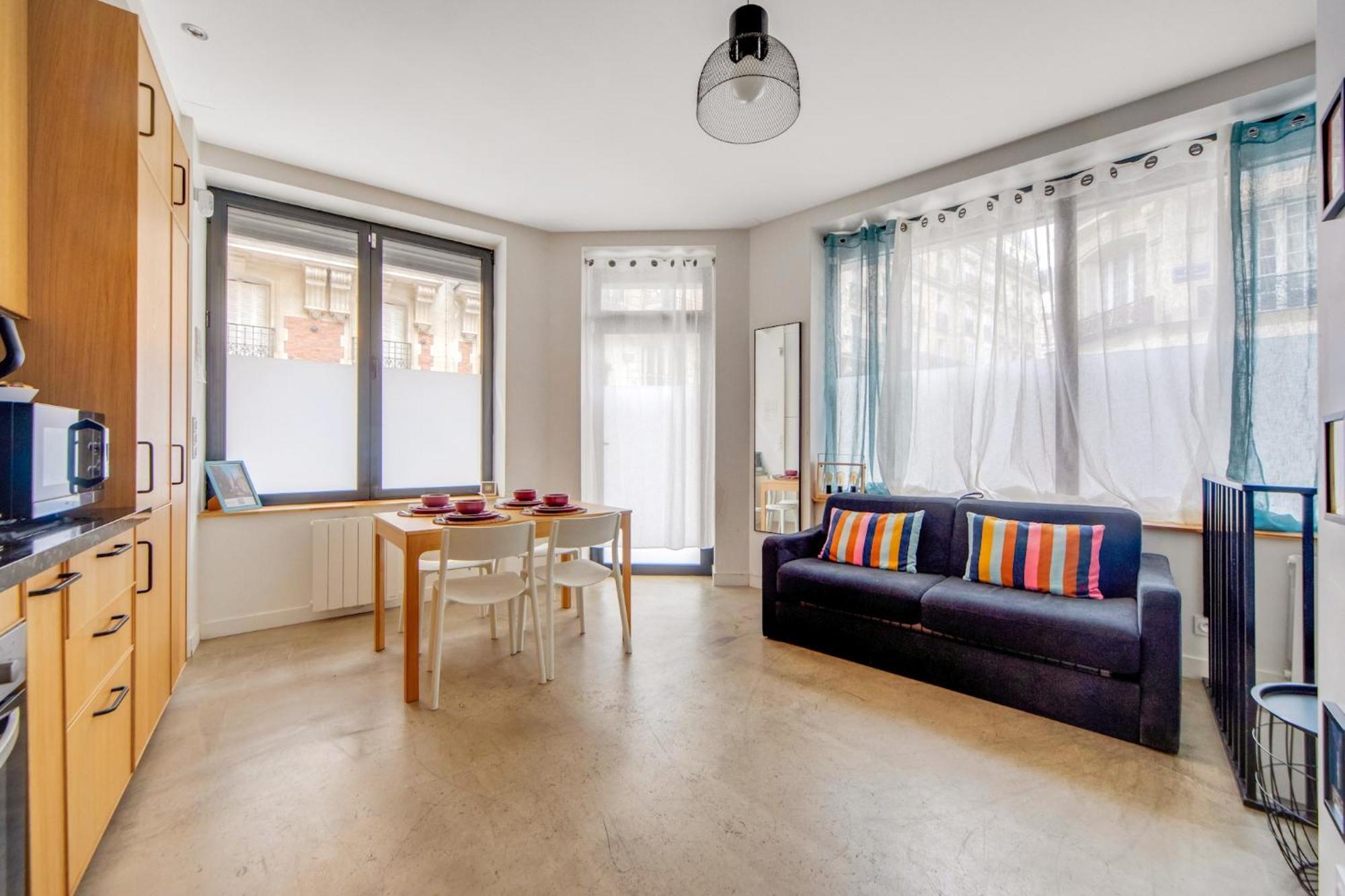 Large Flat Very Close To Montmartre Apartamento Paris