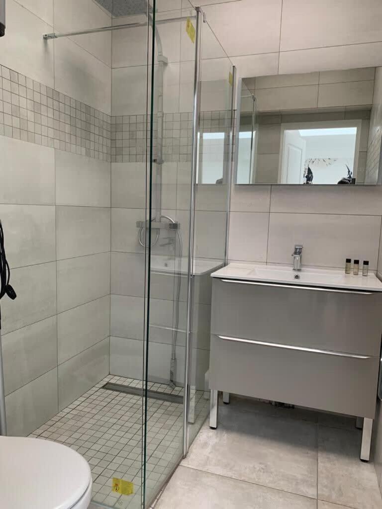 Cosy And Modern Studio In Heart Of Xvii Area Appartement Paris