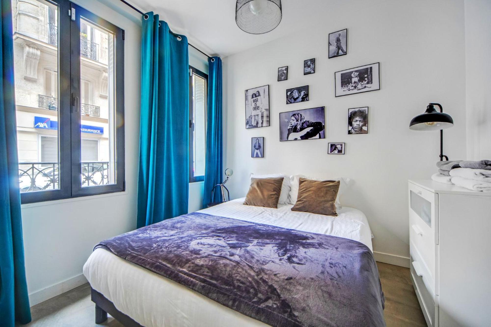 Large Flat Very Close To Montmartre * Paris