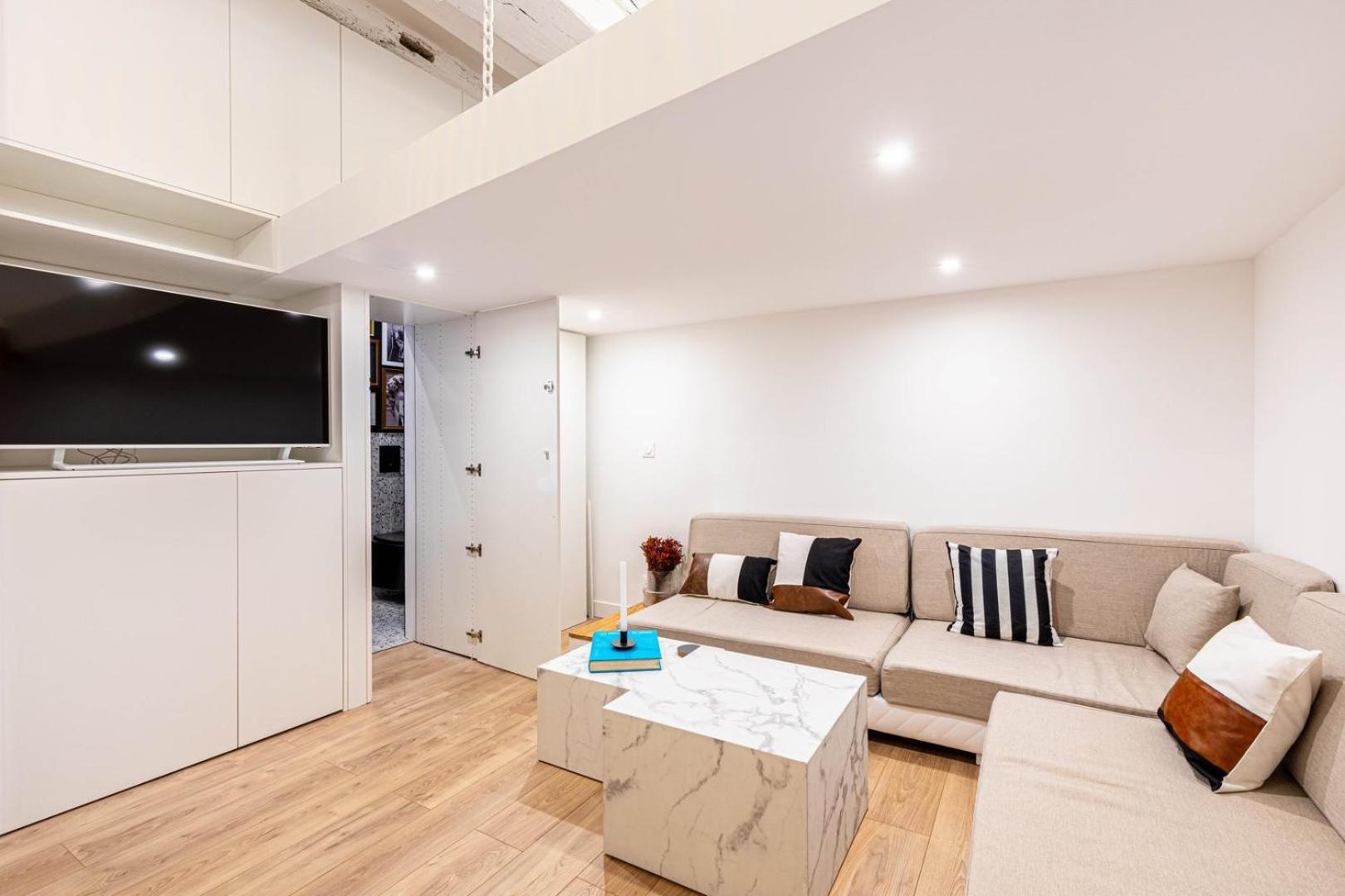 Apartment Guestready: Designer In The Heart Of Marais *