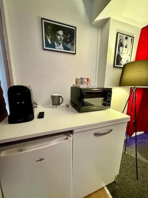Appartement Experience Cinema Immersif Dans Renove Pres De Montmartre