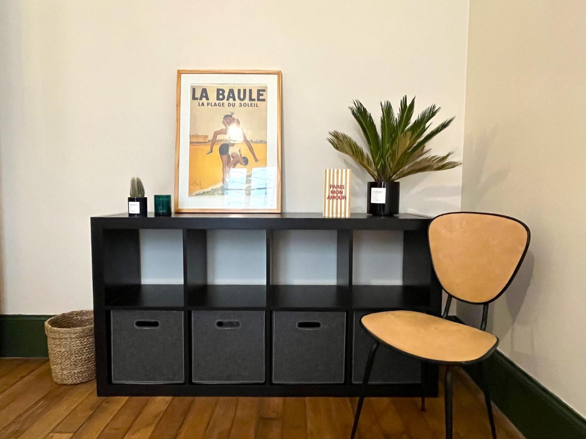 Breteuil Apartment