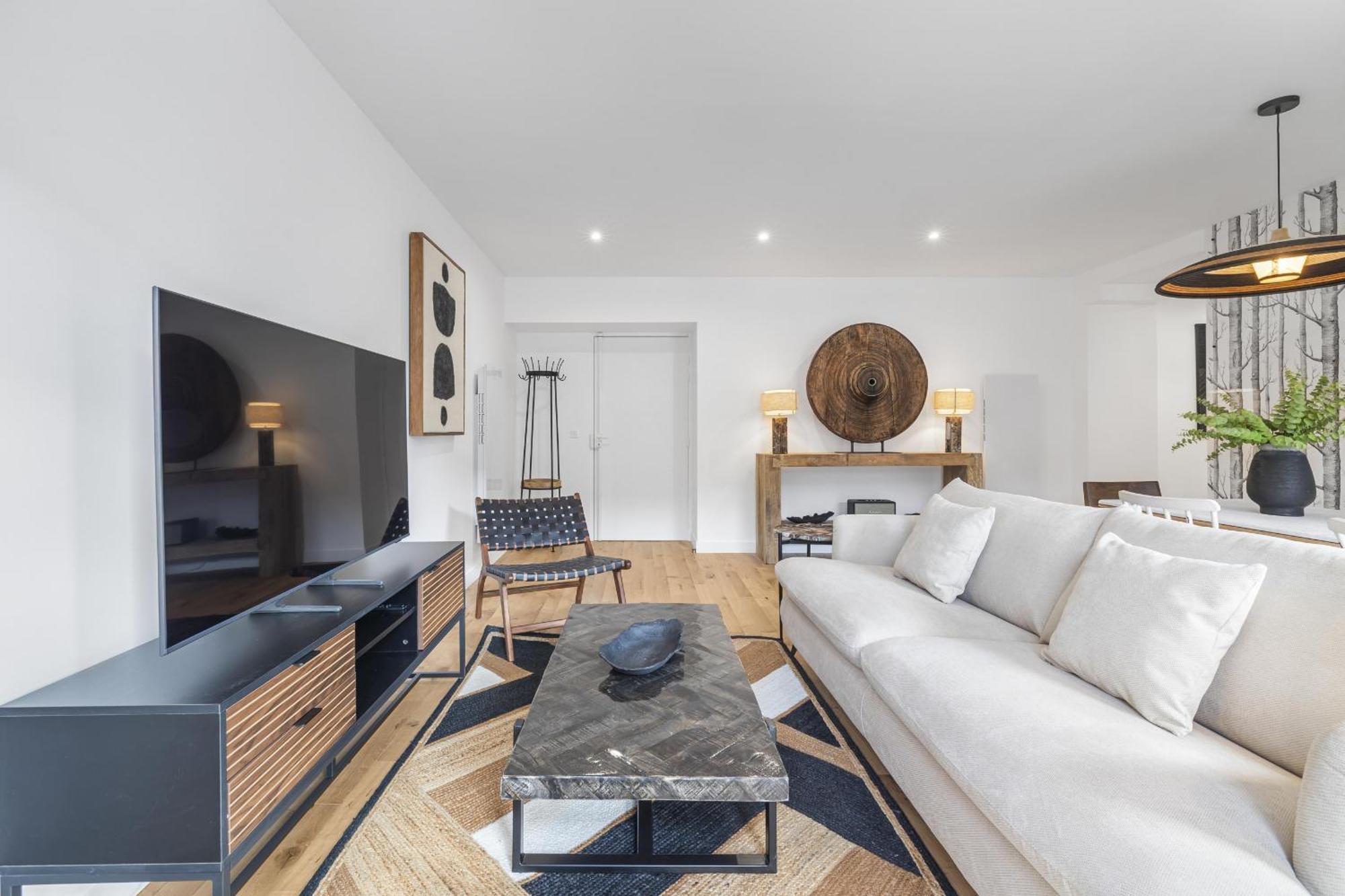Signature Apartment