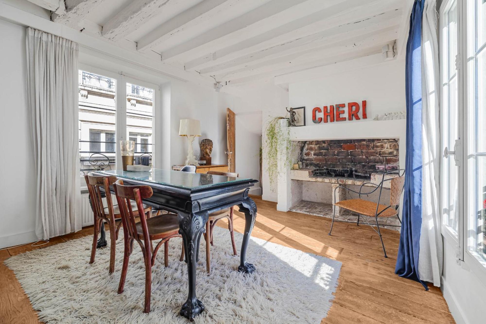 Albenate Apartment *
