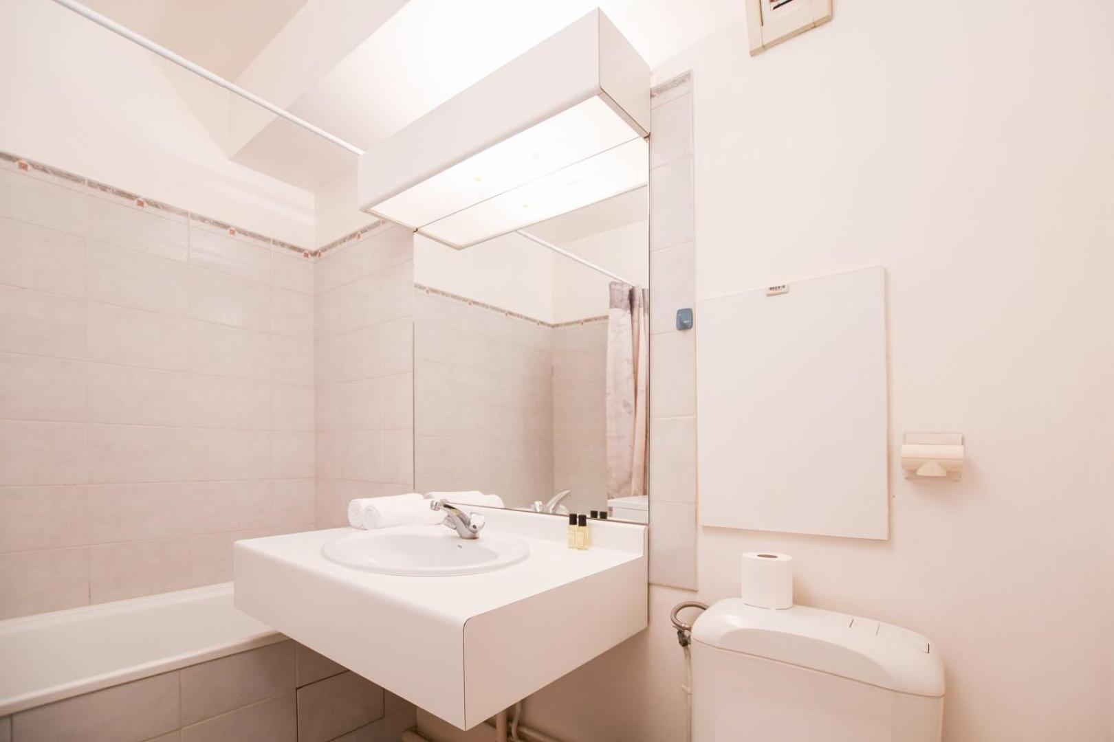 Apartment Guestready - Lumineux A Folie-mericourt