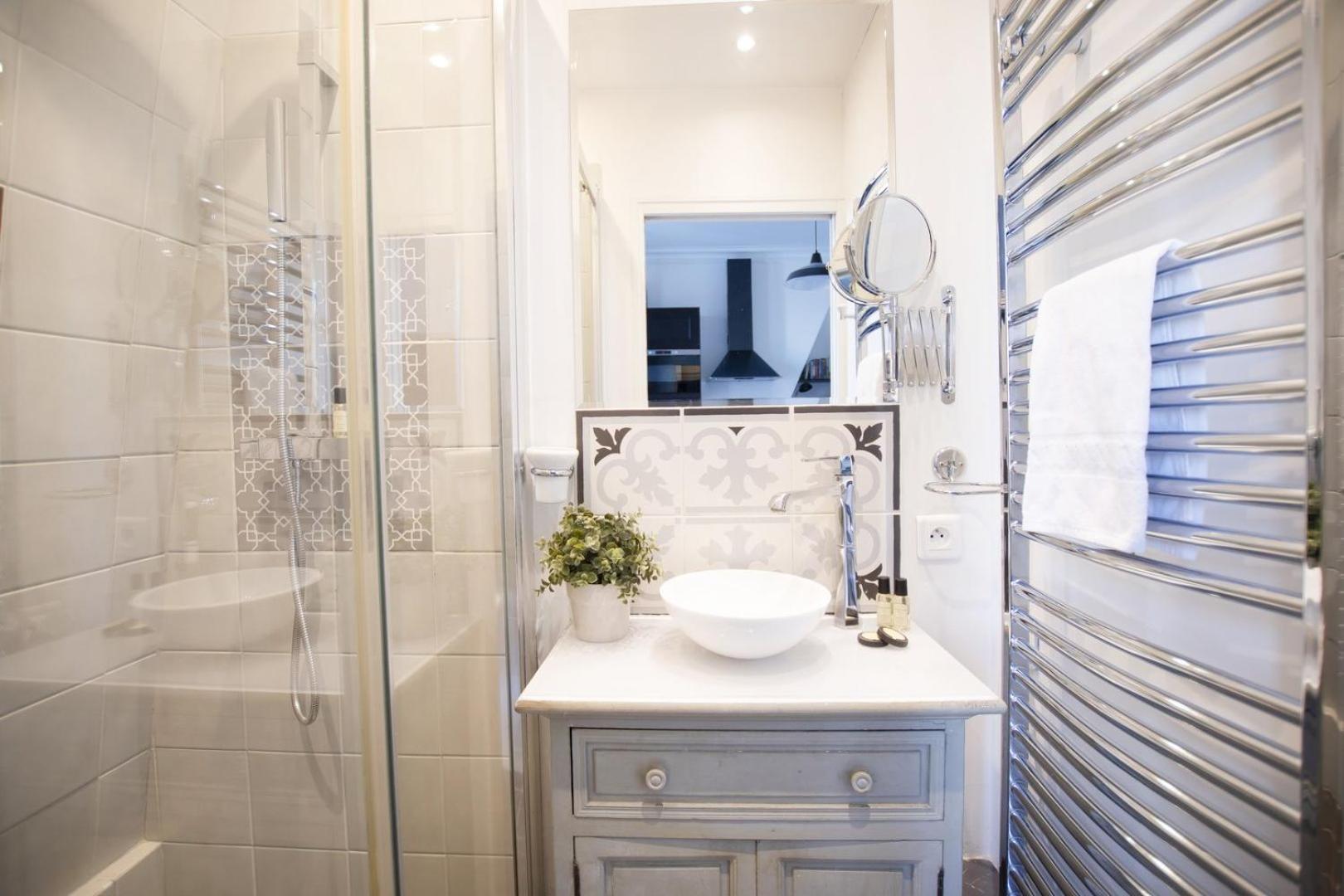 Guestready - 2 Pieces Lumineux Vue Sur Notre Dame Paris
