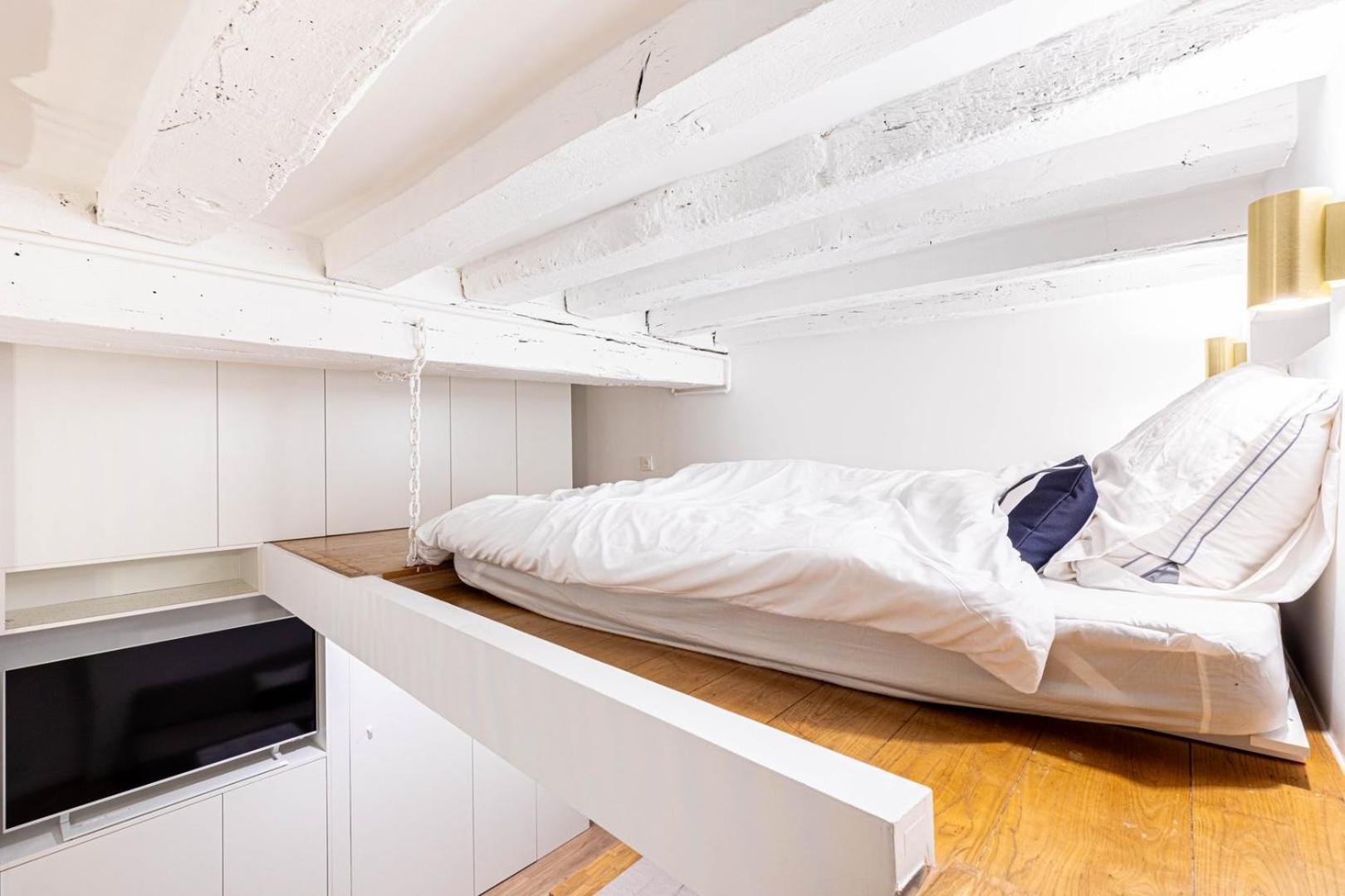 Guestready: Designer In The Heart Of Marais *