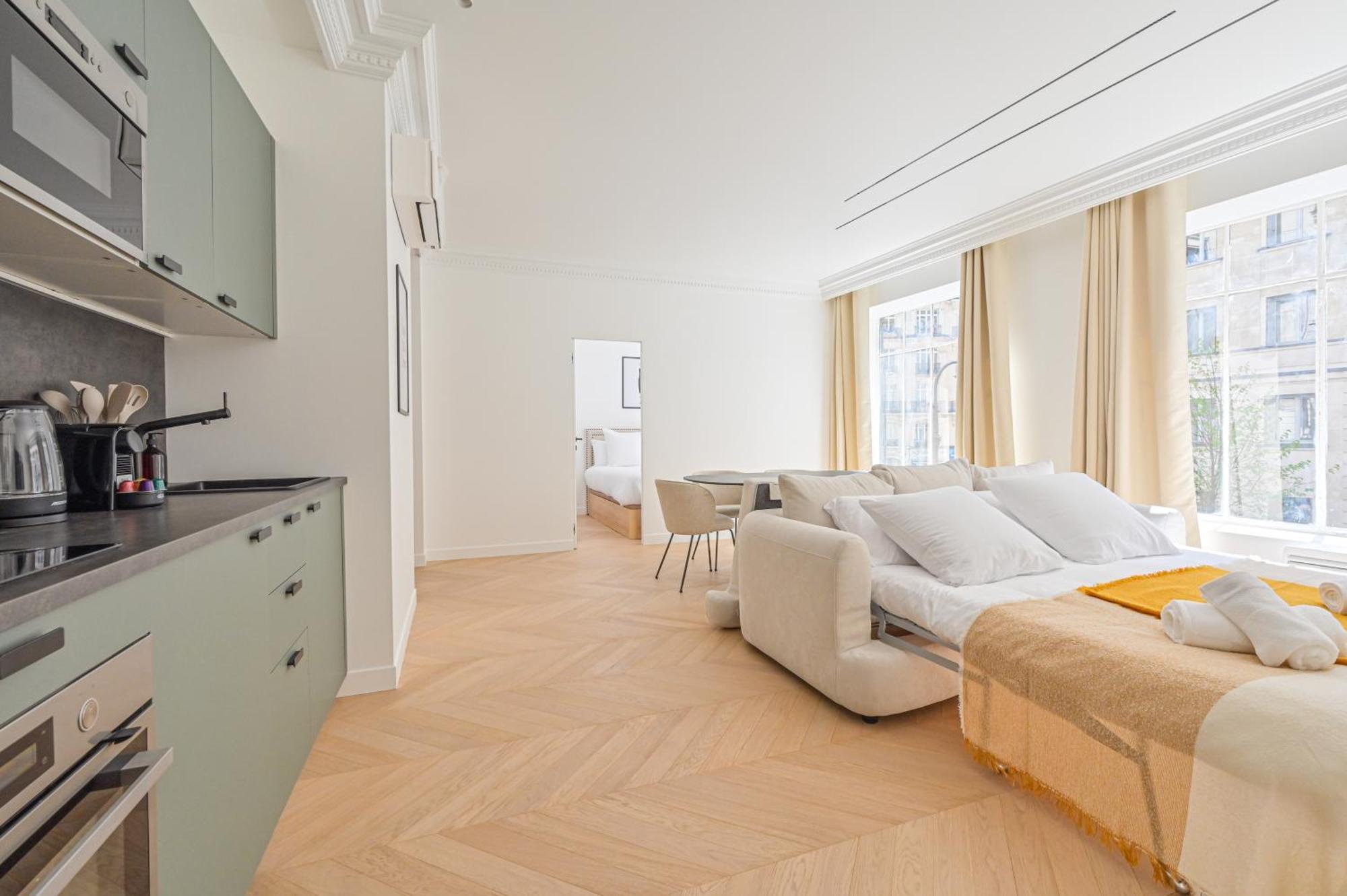Luxurious & Famous Parisian Flat Apartment