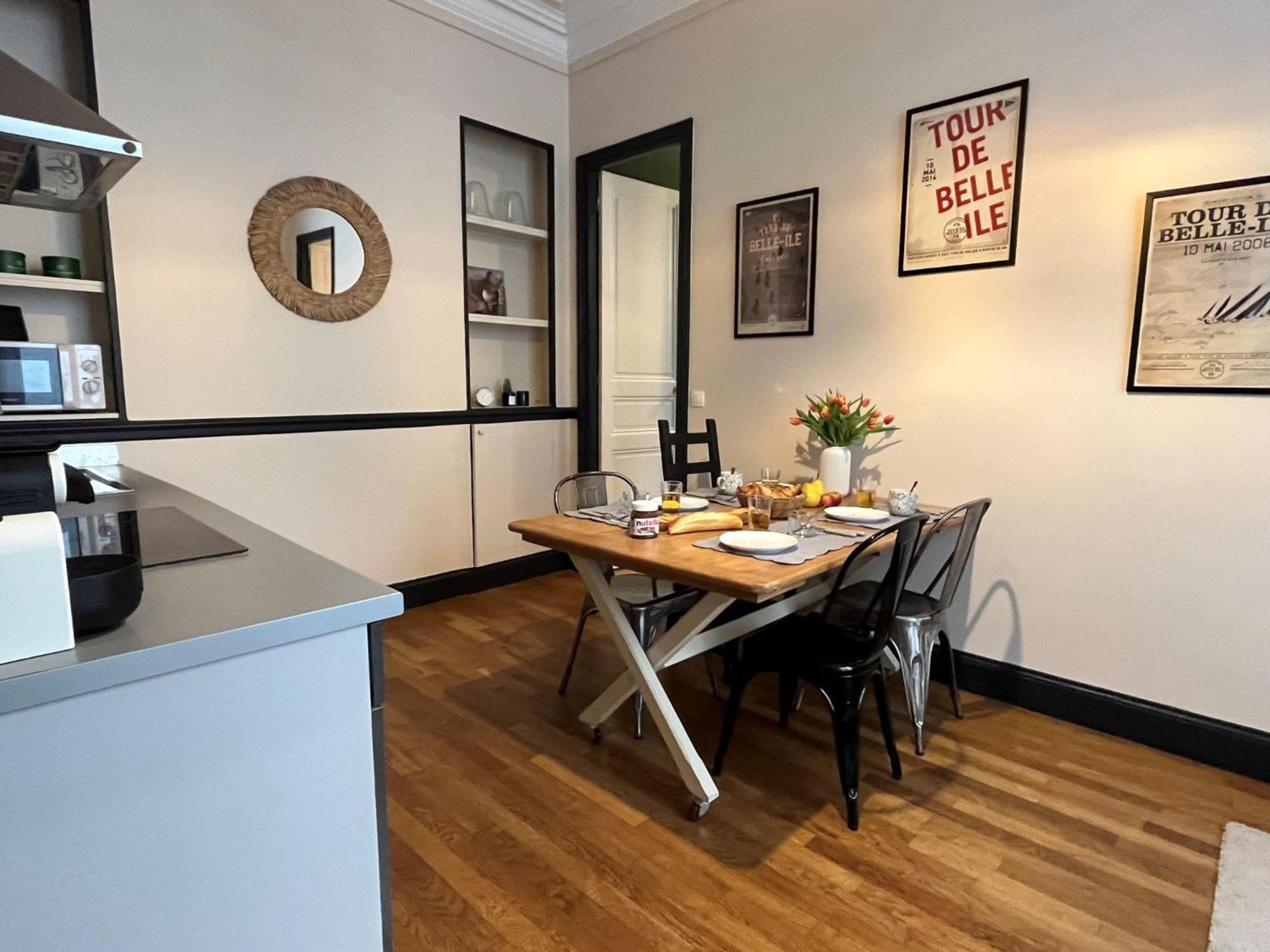 Breteuil Apartment *