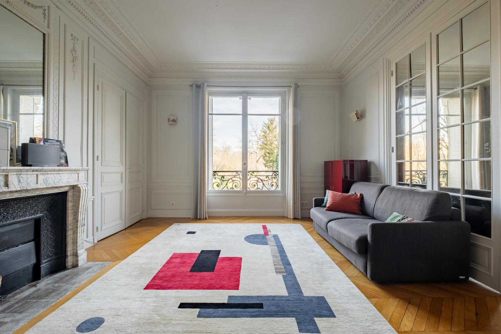 Veeve - Enlightened Elegance Apartment
