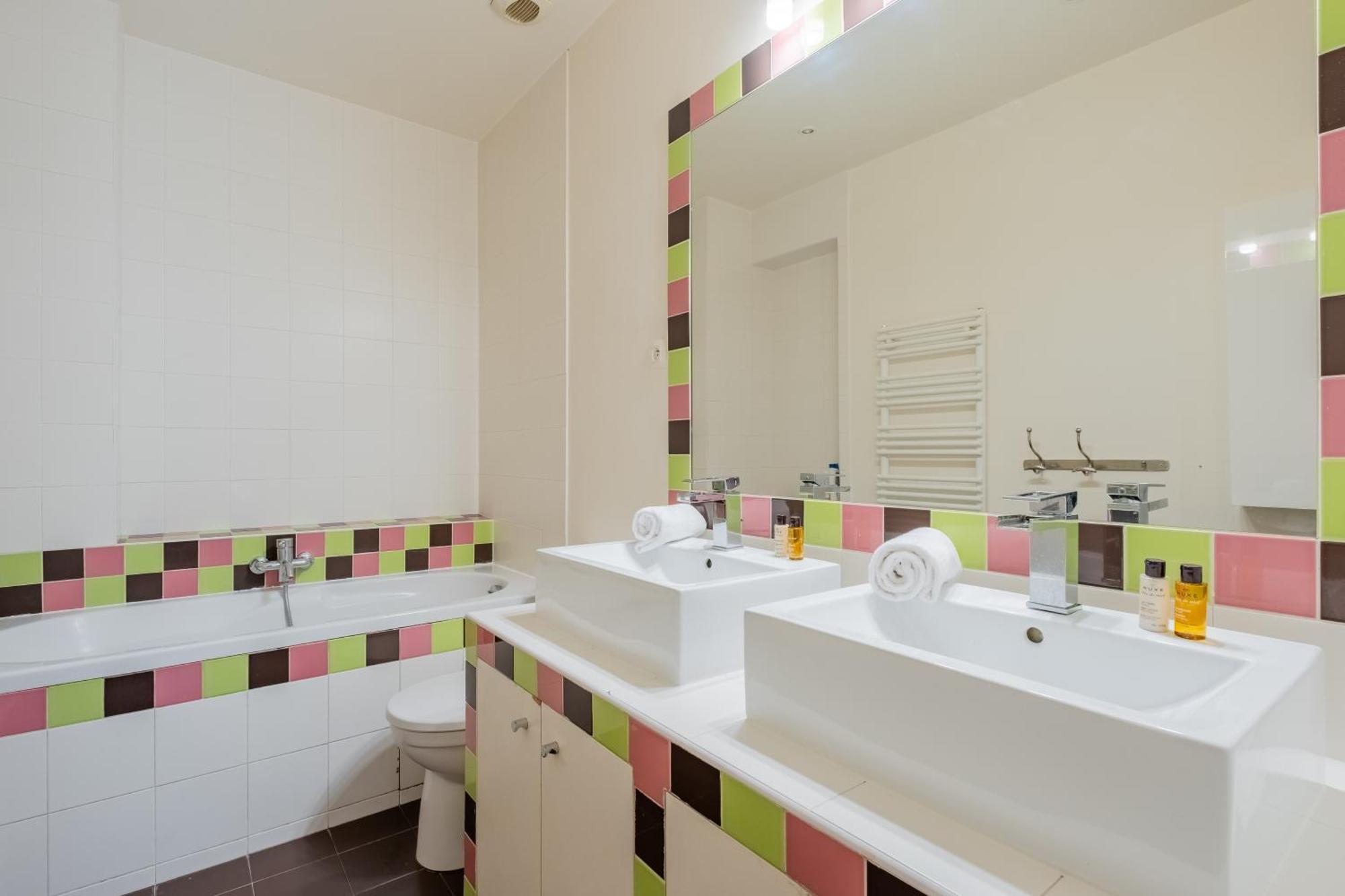 Veeve - The Artist's Apartment
