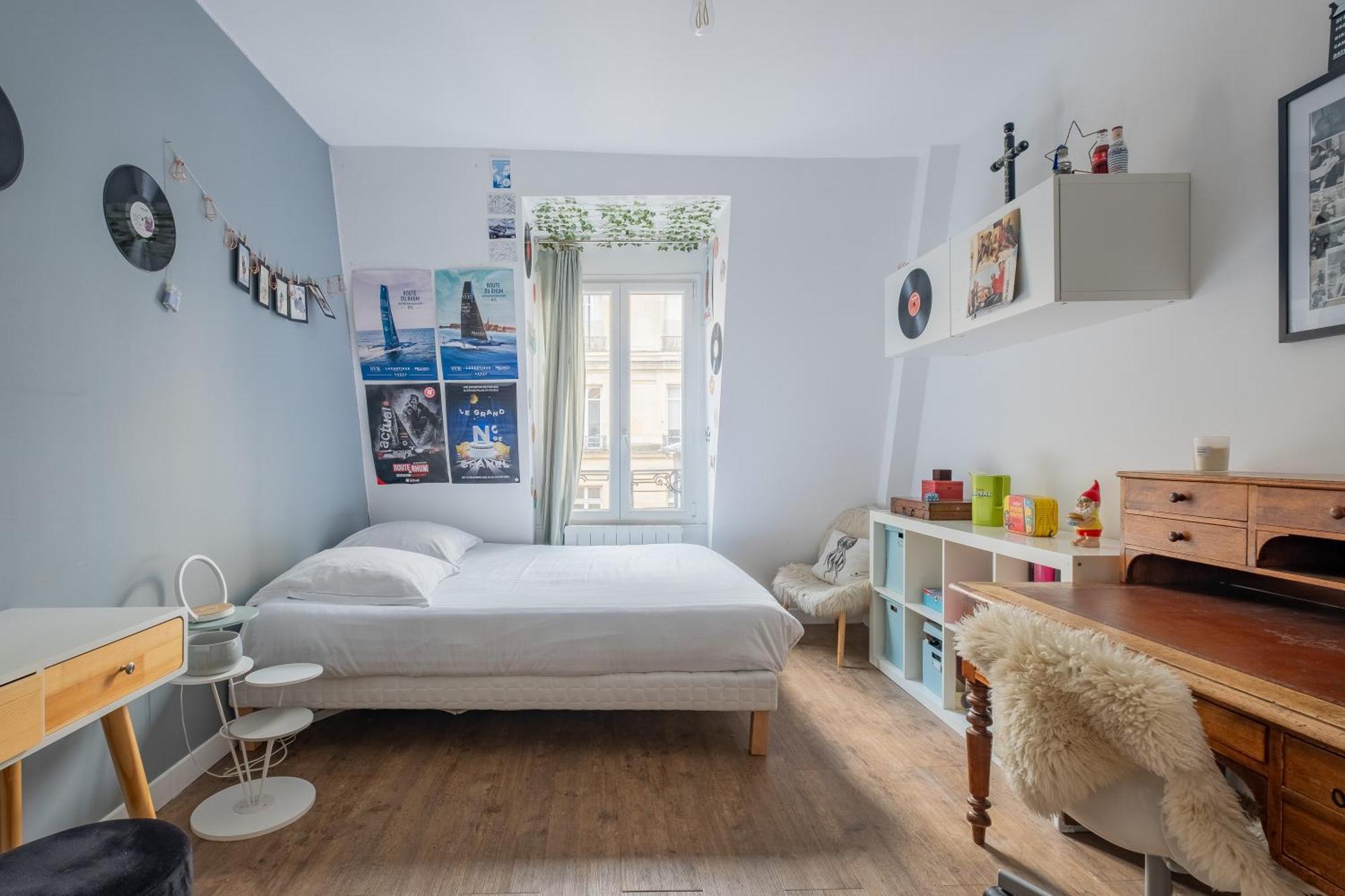 Apartment Veeve - The Artist's Paris