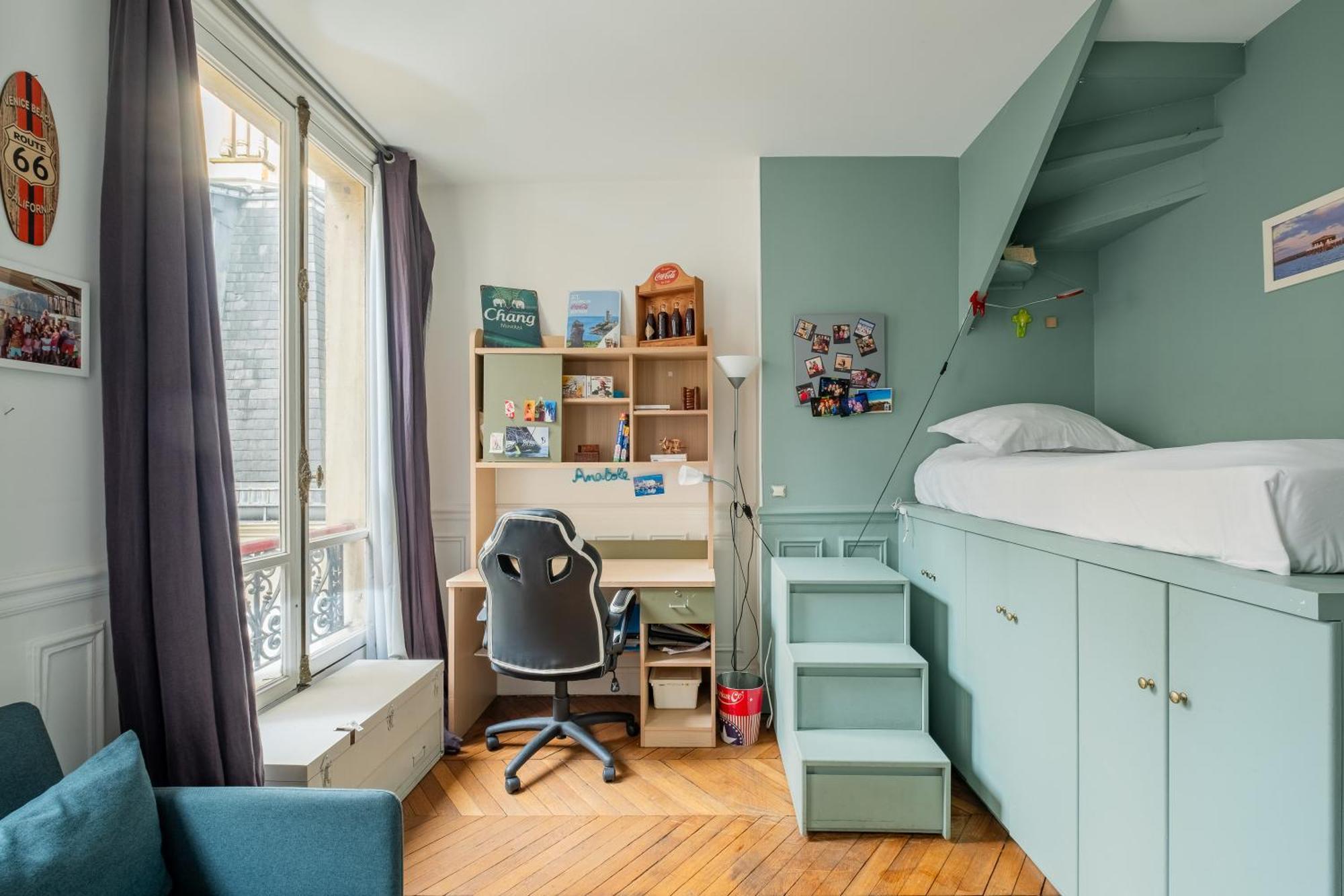 Veeve - The Artist's Apartment *